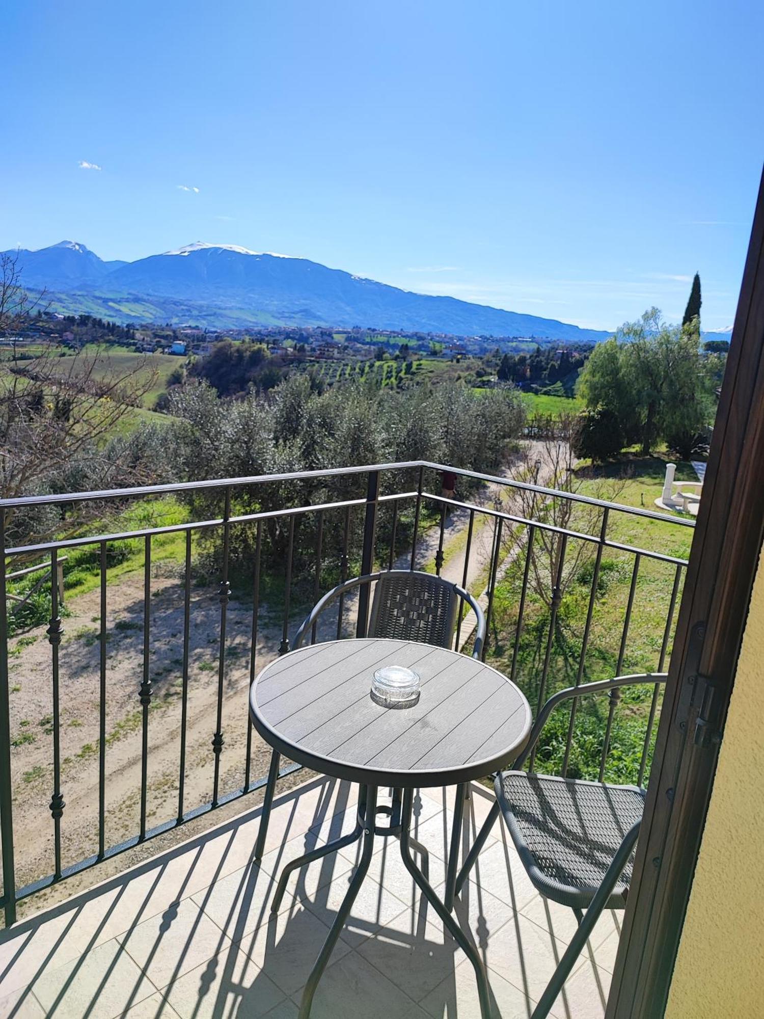 Agriturismo Alla Solagna Colli del Tronto Dış mekan fotoğraf